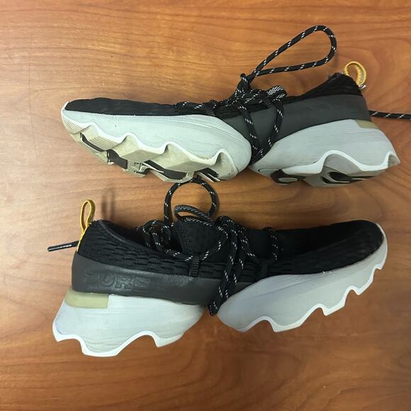 SOREL Women's Kinetic Impact Lace Sneakers Size 6 Athletic Casual Black - Picture 5 of 12